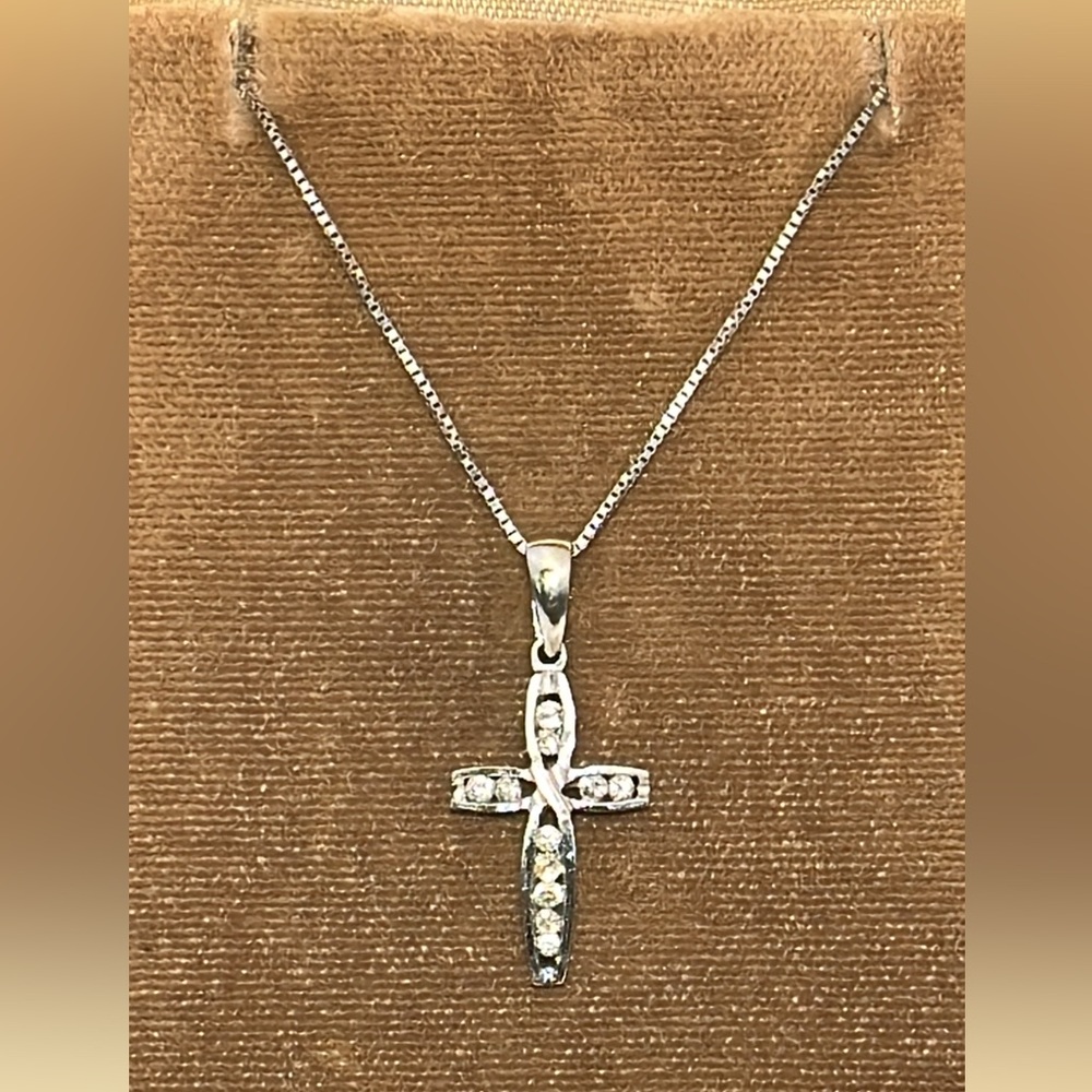 Solid Stamped 10K White Gold Natural Diamond Cross Pendant Necklace (not 14K)